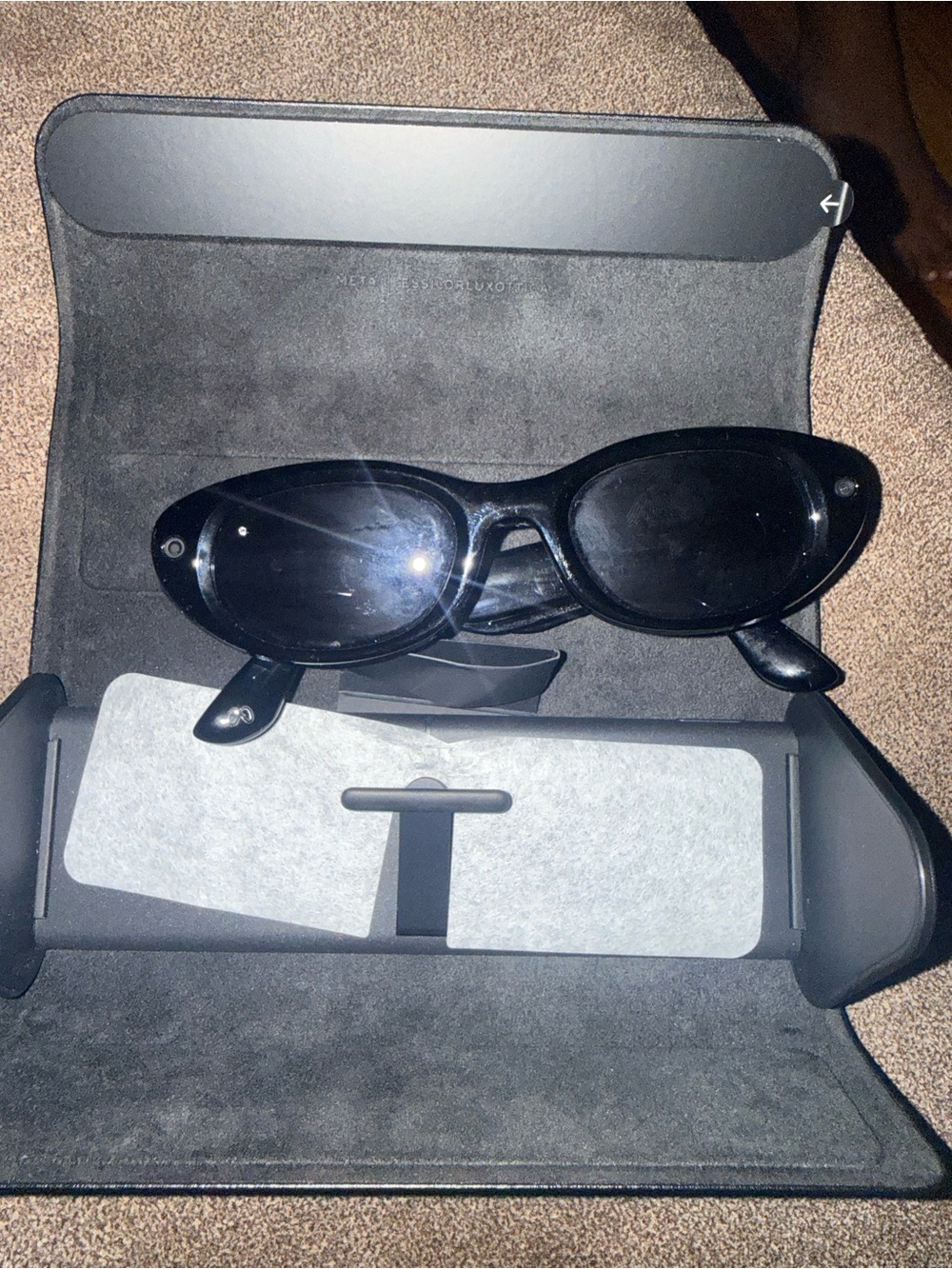 Meta Kylie Starfire, black with black lens